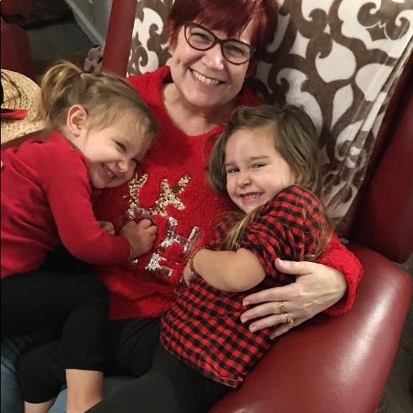 Meet your Posher, Lynn - Picture 1 of 3